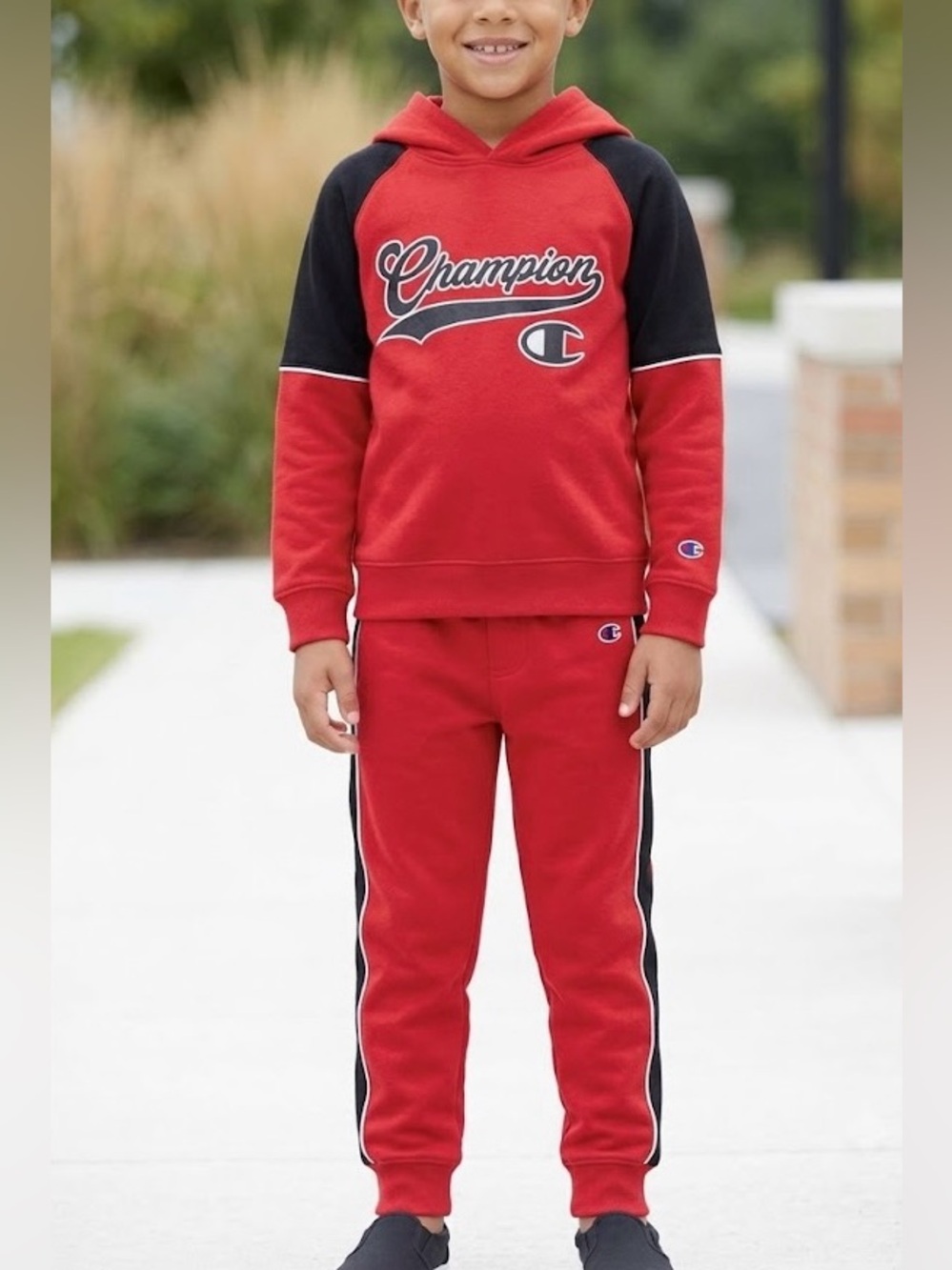 Champion boy’s hoodie and joggers Set 2-piece size 7